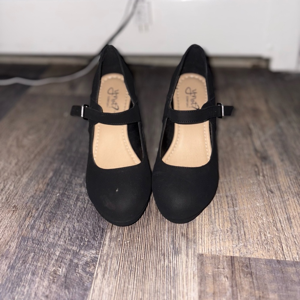 Anne Michelle Black Mary Jane Heels